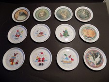 6 Vintage Clover Leaf Melamine Cat Coasters + 6 Christmas coasters all VGC