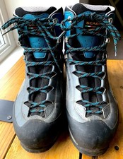 Scarpa Goretex Mountaineering Boots Size UK10