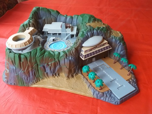 Thunderbirds tracy island - thunderbirds,