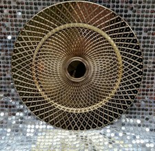 12 Gold Diamond Pattern