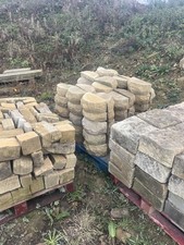 Half Round Coping Stones Wall