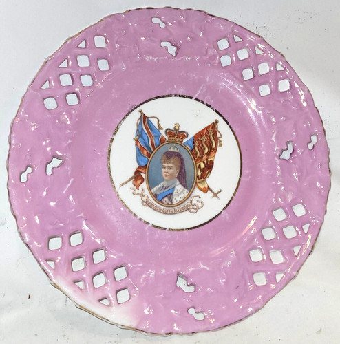 Antique ribbon plate pink - antique,