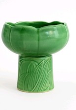 Vintage SylvaC Style Pottery Vase – Green Glaze – D243 Leaf & Petal Design