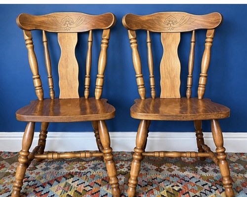 Pair vintage windsor style - of,