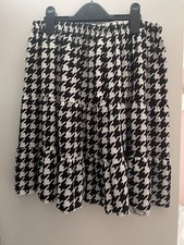 black and white dogtooth skirt