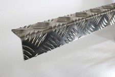 Aluminium angle chequer plate