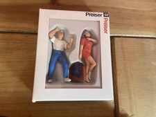 PREISER 45129 2 FIGURE PERSONS AT TELEPHONE BOX G SCALE FIGURE GARDEN RAILWAY