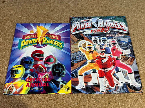 Power rangers annuals - 2,