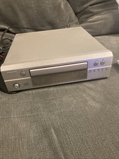 DENON COMPACT DISC PLAYER