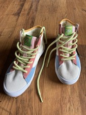 Vans Sesame Street Elmo Trainers Limited Edition Size 2.5 Brand New