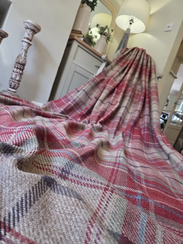 Huge 66x107 next - 66x107,