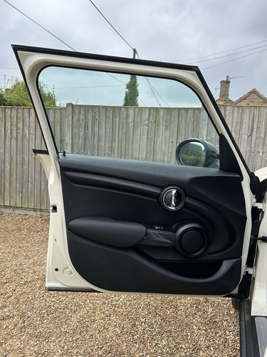 Mini cooper f55 - cooper, door