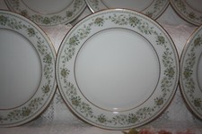 5219d    Noritake "Green Hill"