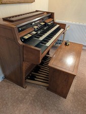 Hammond R-100 Tone Wheel Organ