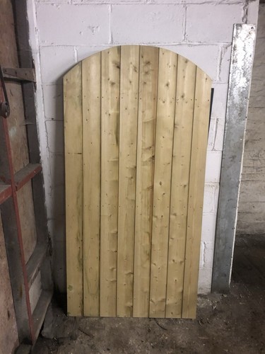 6ft wooden garden gate - wooden,