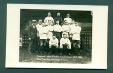 SOUTHEND UNITED FOOTBALL TEAM 1925-26 WHO BEAT DERBY COUNTY ,vintage postcard
