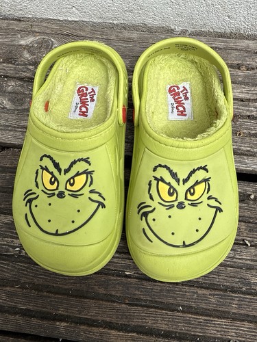 The grinch clogs slippers - grinch,