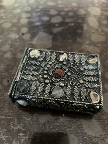 Antique jewellery box trinkets - antique,