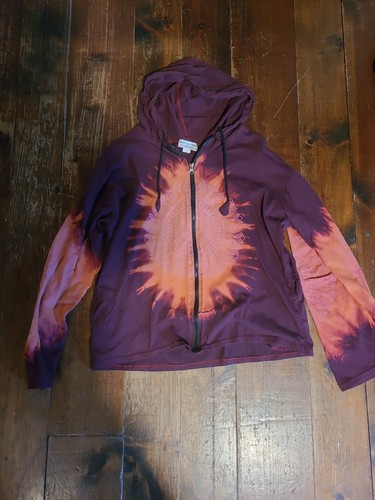 East meets west size 100 - east, 100%