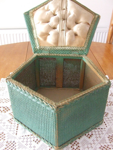 Vintage green wicker loyd - wicker,