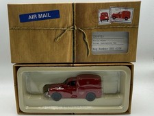 Corgi Classics 1:43 Scale Morris Minor Van Royal Mail Driver Instruction CP99703