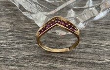 Vintage 9ct Gold Ruby Wishbone Ring