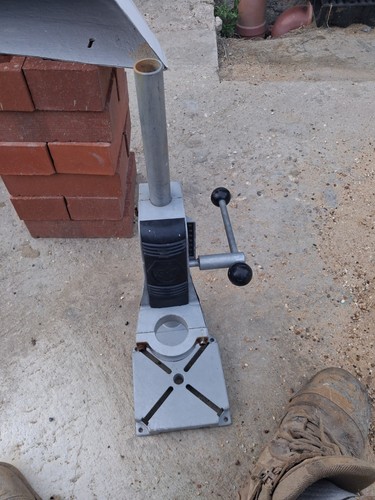 Black decker drill - black,