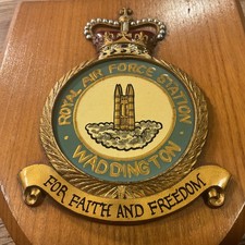 VINTAGE HAND PAINTED ROYAL AIR