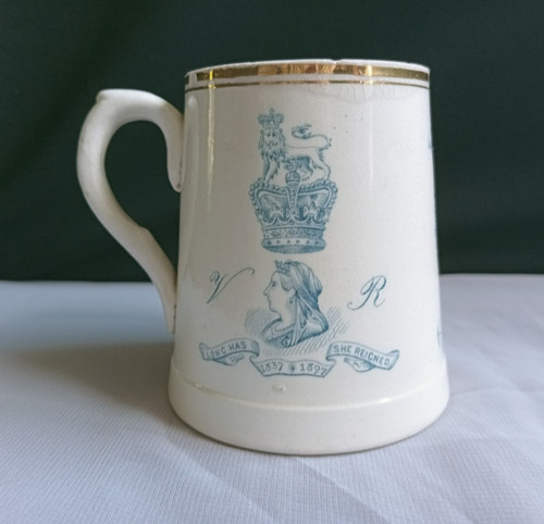 Antique queen victoria - antique,