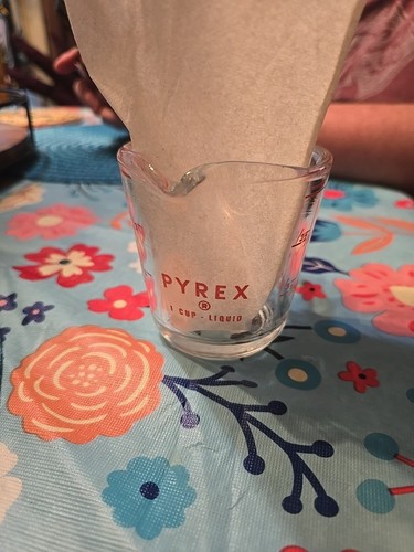 Vintage pyrex cup - pyrex, 1