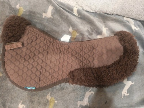 Nuumed wool half pad - nuumed, rolled