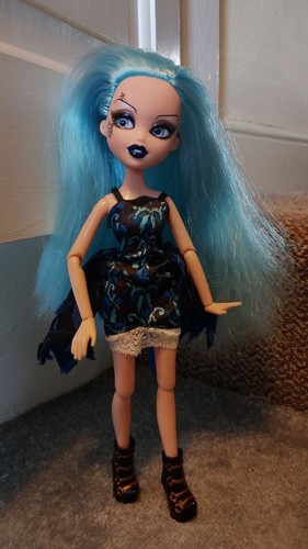 Bratzillaz bratz carolina past - bratzillaz,
