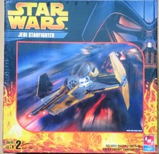 AMT ERTL Jedi Starfighter 1/30 Scale model kit Star Wars Prequels SEALED
