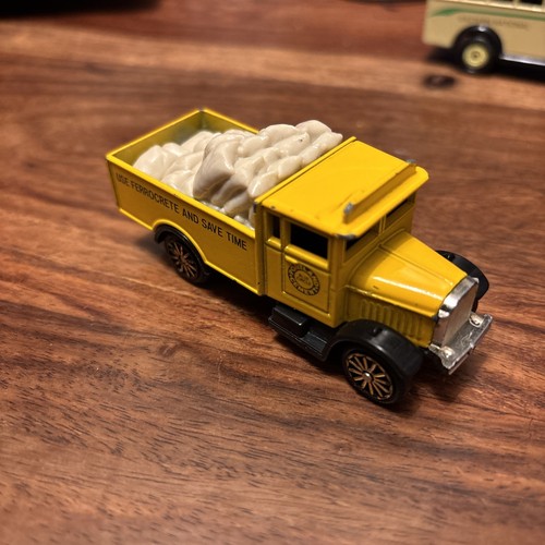 Used corgi die cast morris - corgi,