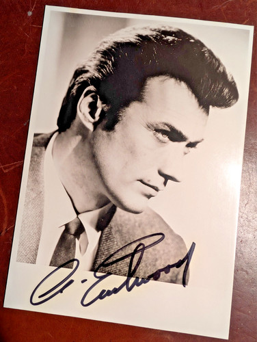 Clint eastwood hand signed 6x4 - hand,