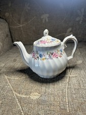 Sadler England Small Teapot Garland of Roses