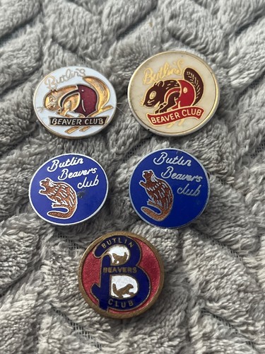 Butlins beaver club badges - beaver,