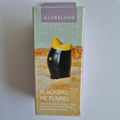 Blackbird pie funnel - pie,