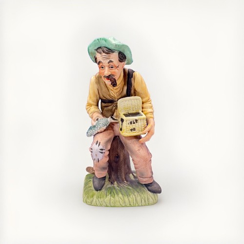 Figurine porcelain old man - figurine,