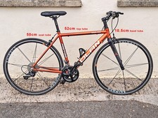 Dolan Road/City Bike, Shimano 105 crankset, Carbon Forks, Sora Derailleurs
