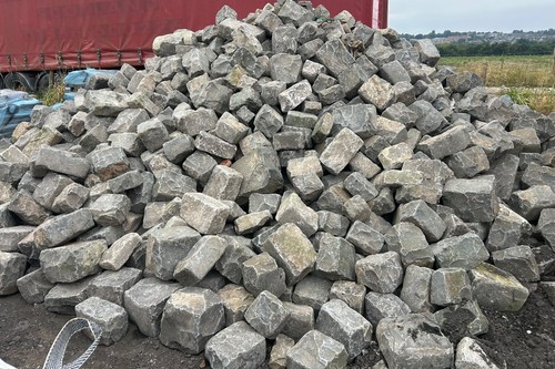 Large granite basalt - granite, &