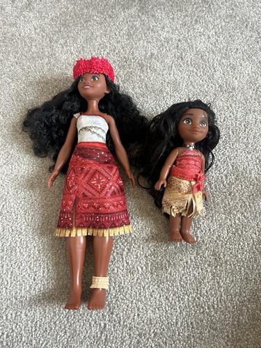 Disney moana doll with - with, small
