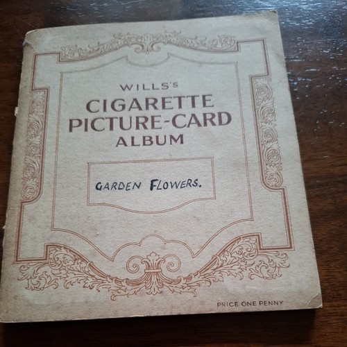 Wills cigarette cards garden - cards,