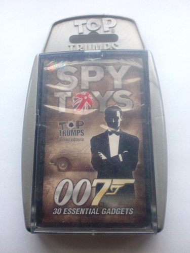 Top trumps james bond 007 - 007, spy