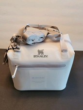 Stanley 10 Cans / 7.4qt All