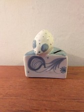 Rye Pottery Mouse On Cheese