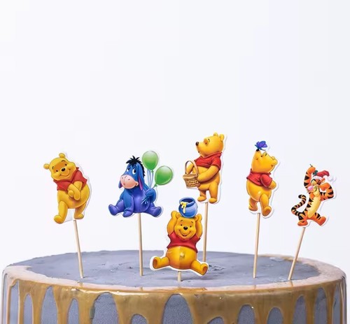 Winnie the pooh cake - the,