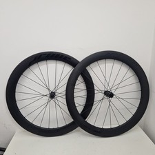 Prime Black Edition carbon wheelset, 60mm rims, Disc brakes. TLR.