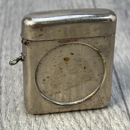 Vintage metal vesta case match - vintage,