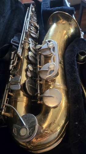 Vintage tenor saxophone - tenor,